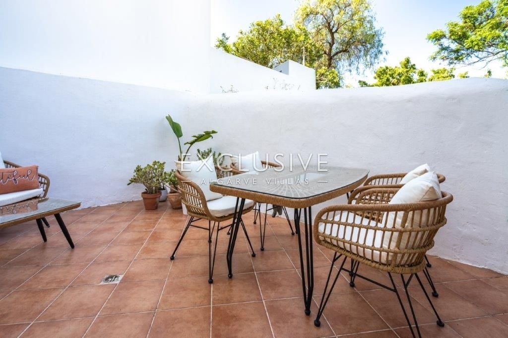 Comprar Moradia T4 em banda no Centro Histórico de Lagos, Algarve