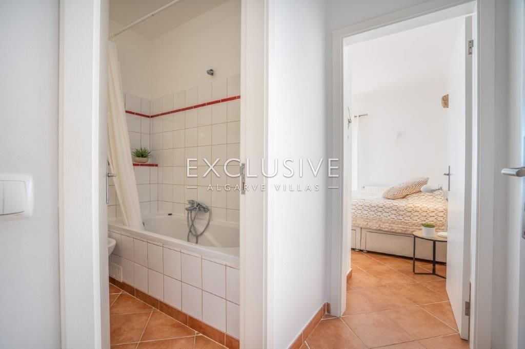 Comprar Moradia T4 em banda no Centro Histórico de Lagos, Algarve