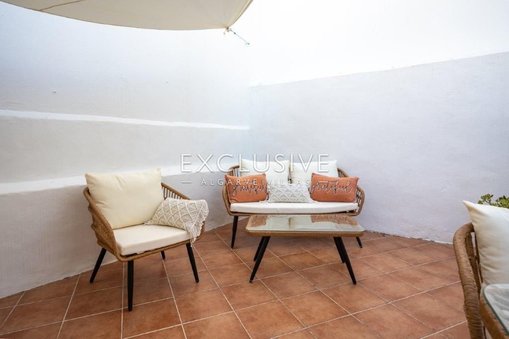 Comprar Moradia T4 em banda no Centro Histórico de Lagos, Algarve