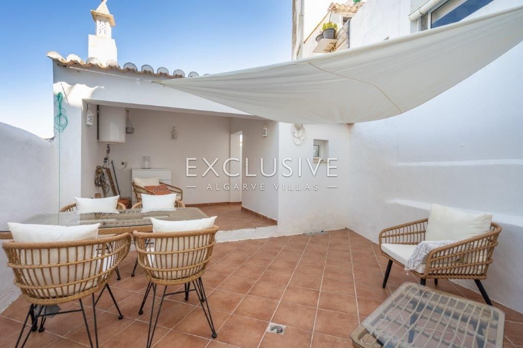 Comprar Moradia T4 em banda no Centro Histórico de Lagos, Algarve