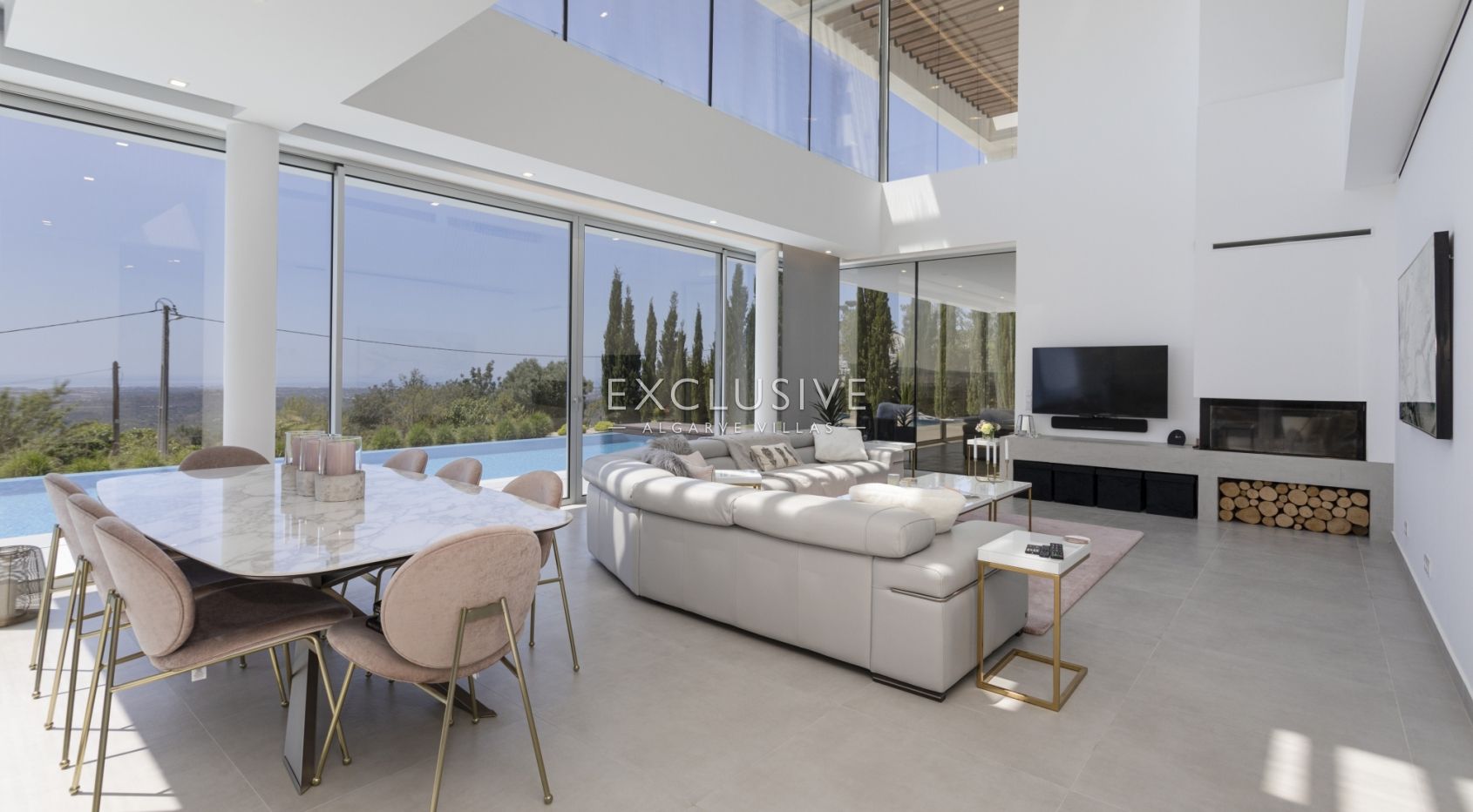 4 bedroom contemporary villa with Panoramic views in Soalheira, Loule