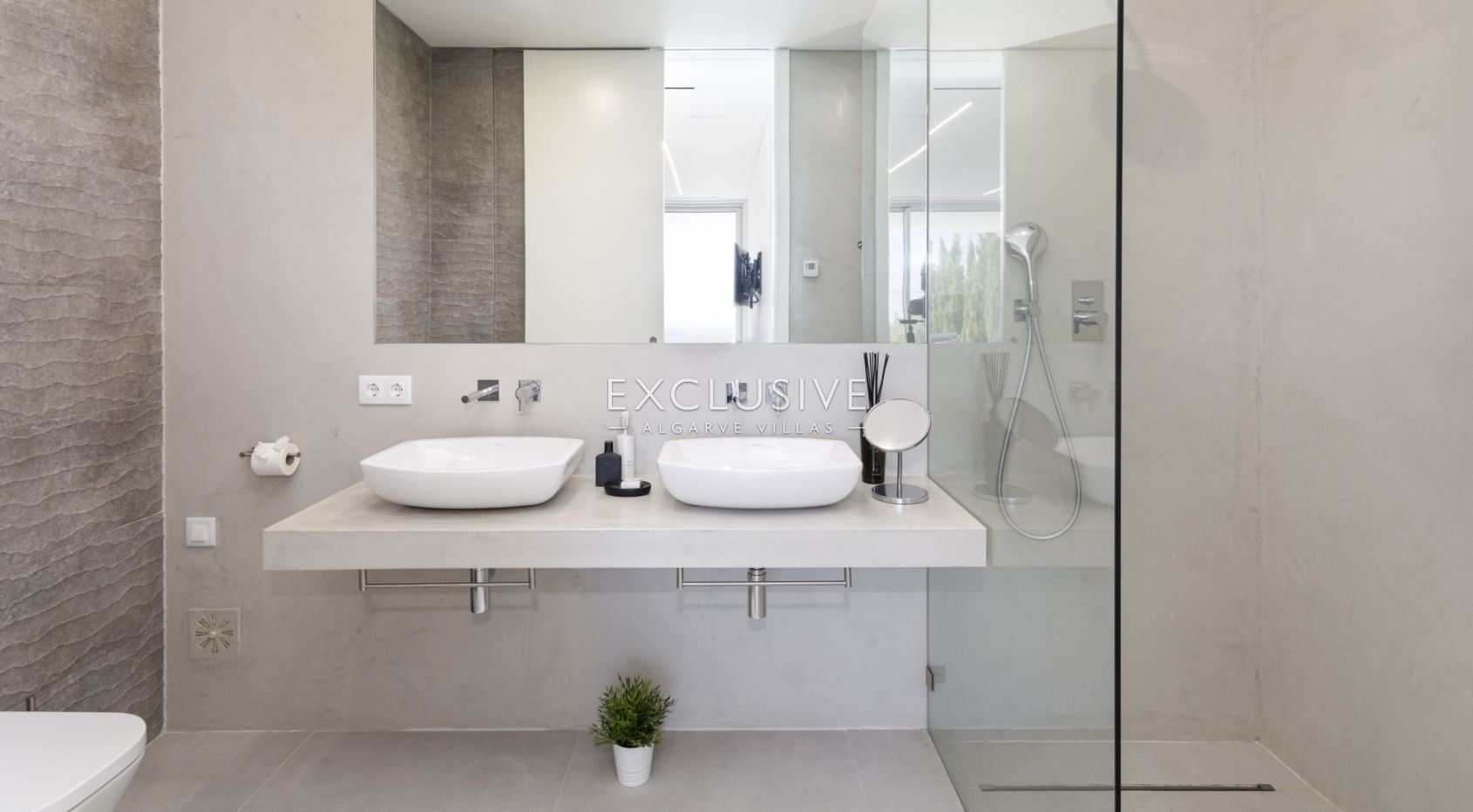 4 bedroom contemporary villa with Panoramic views in Soalheira, Loule