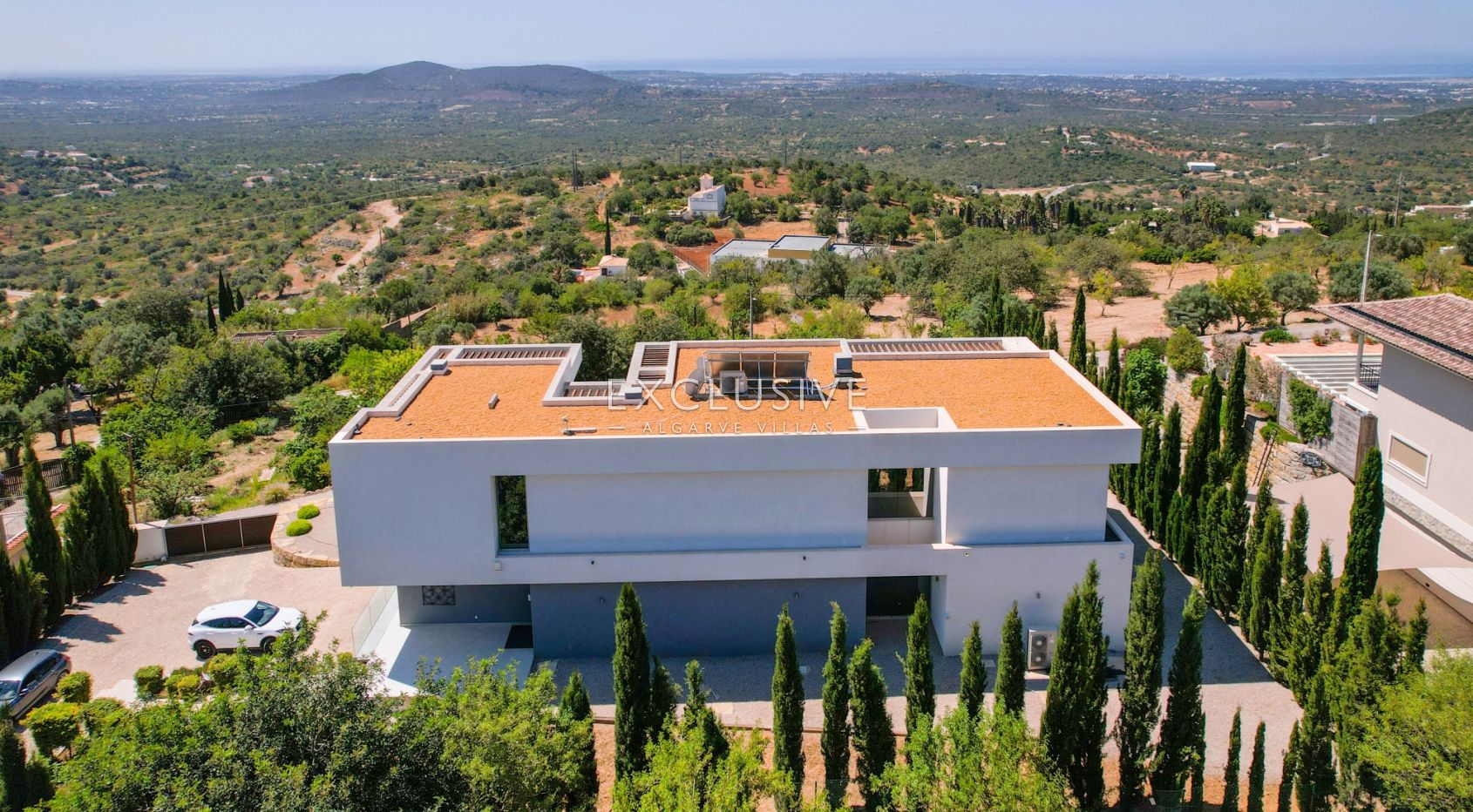 4 bedroom contemporary villa with Panoramic views in Soalheira, Loule