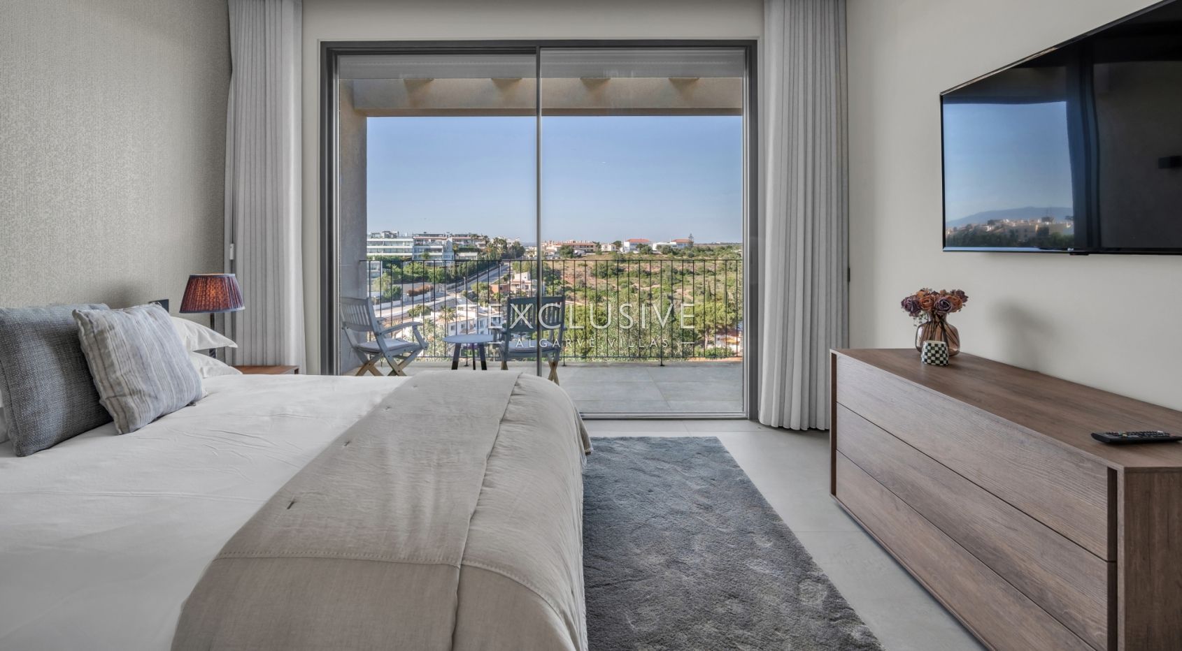 4 Schlafzimmer Luxusvilla mit Meerblick Ferragudo, Algarve