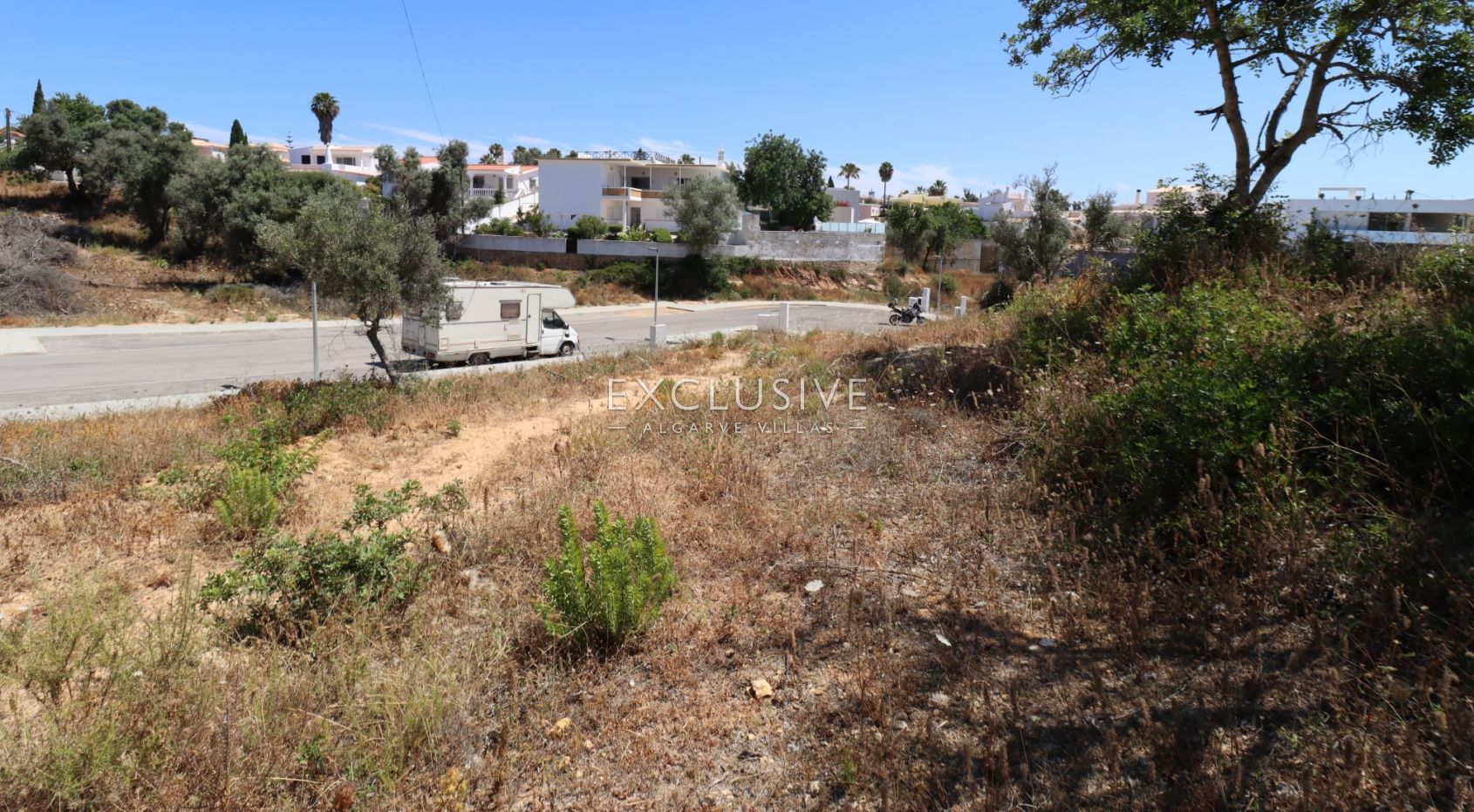 Terrain urbain pour la construction d'une villa à Presa da Moura, Carvoeiro