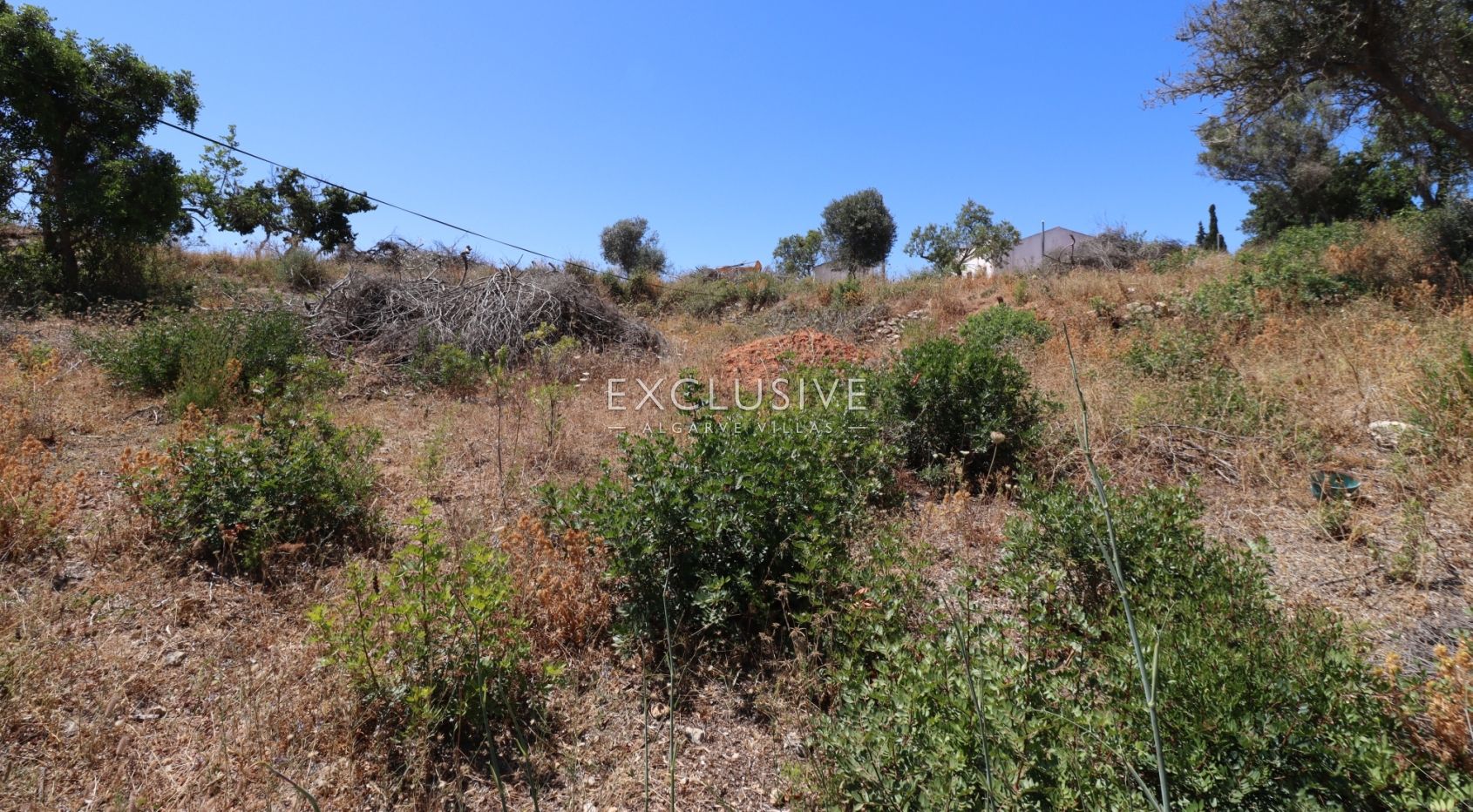 Terrain urbain pour la construction d'une villa à Presa da Moura, Carvoeiro