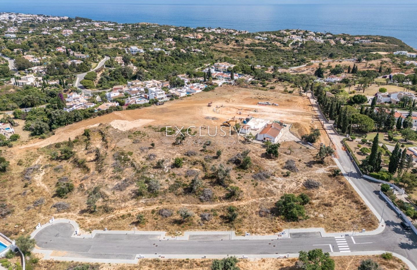 Terrain urbain pour la construction d'une villa à Presa da Moura, Carvoeiro