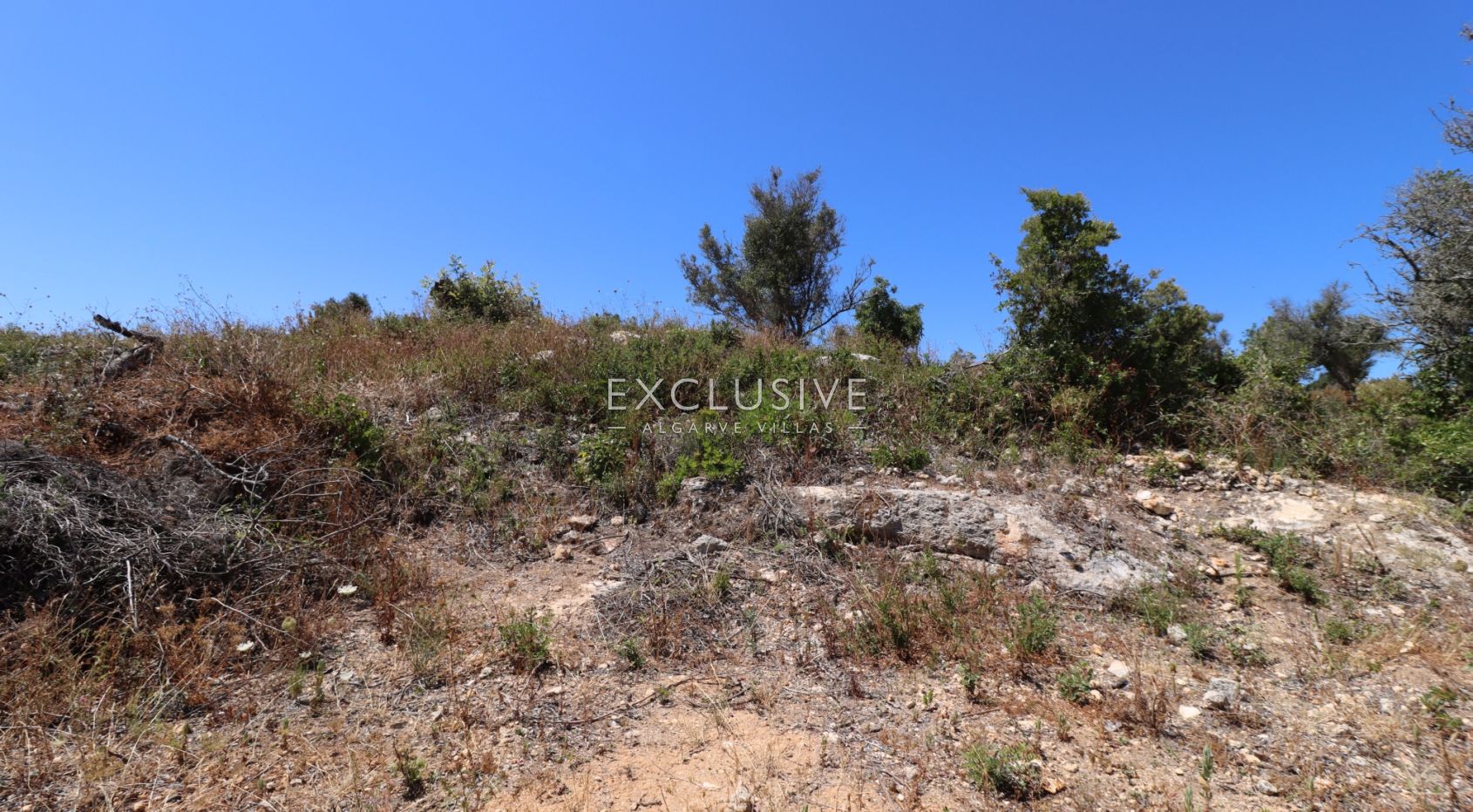 Terrain urbain pour la construction d'une villa à Presa da Moura, Carvoeiro