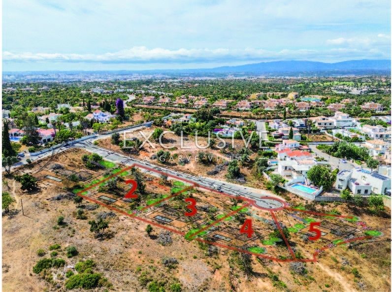 Urban plot for villa in Carvoeiro, Algarve
