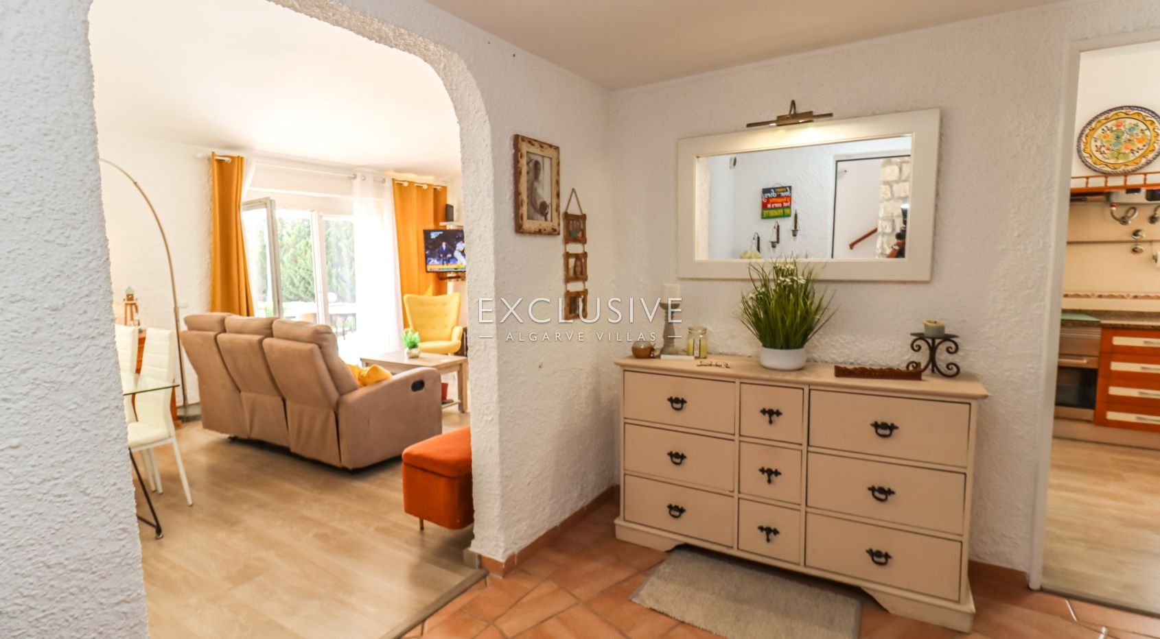 Fantastic Villa with sea views in Ferragudo, Algarve