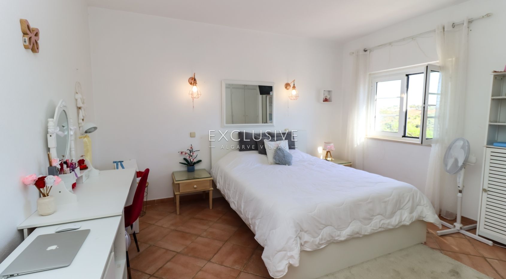Fantastic Villa with sea views in Ferragudo, Algarve