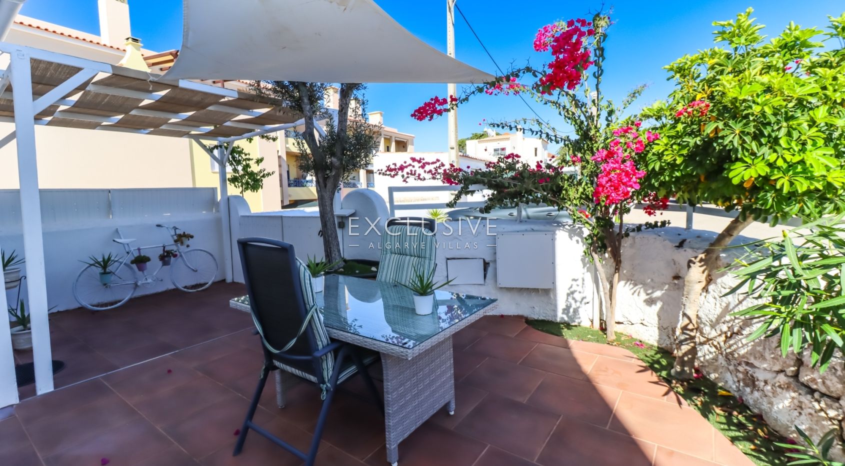 Fantastic Villa with sea views in Ferragudo, Algarve
