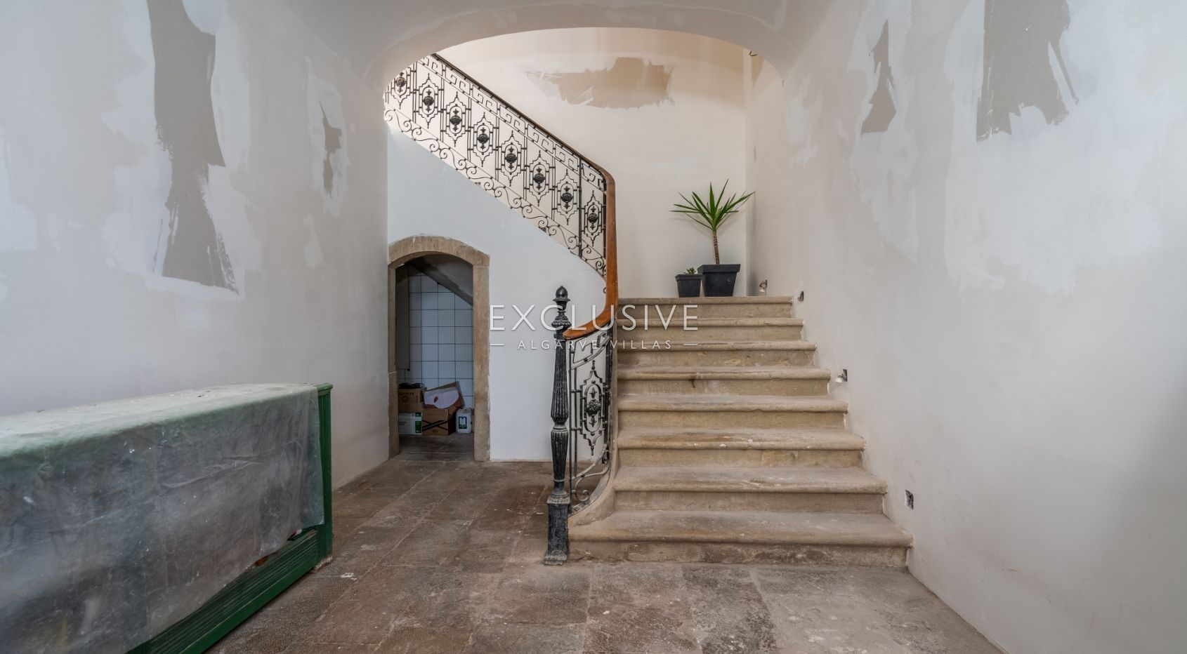 Palacette style property in Silves