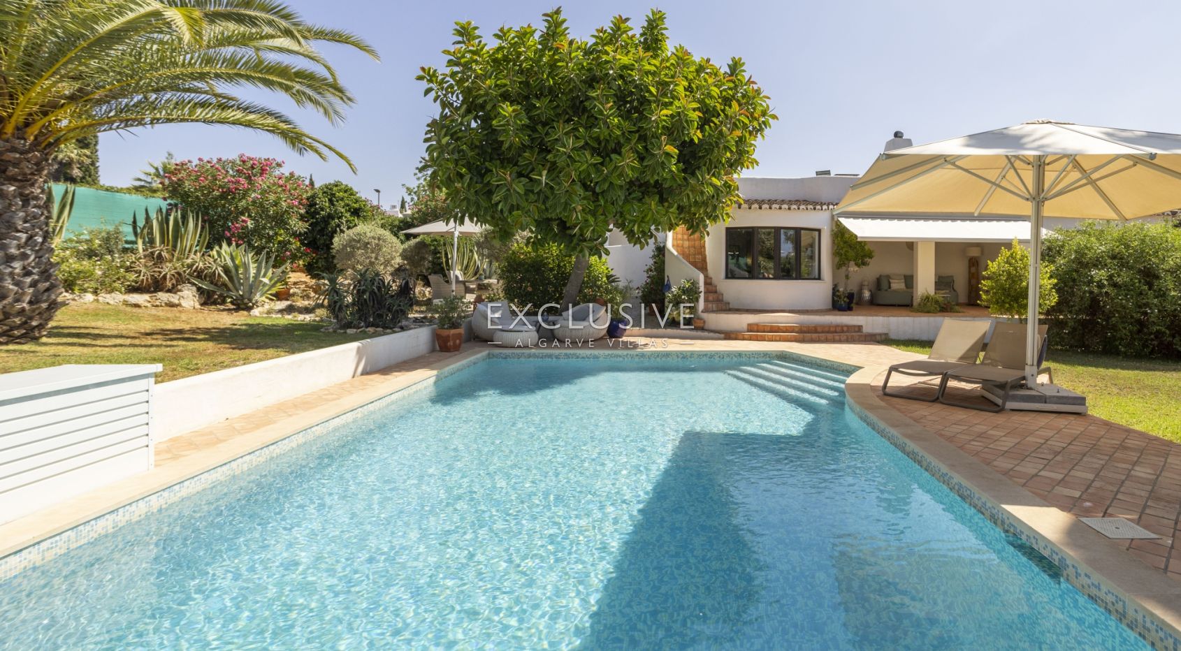 Ebenerdige Villa in Gehweite zu Carvoeiro mit Meerblick Algarve