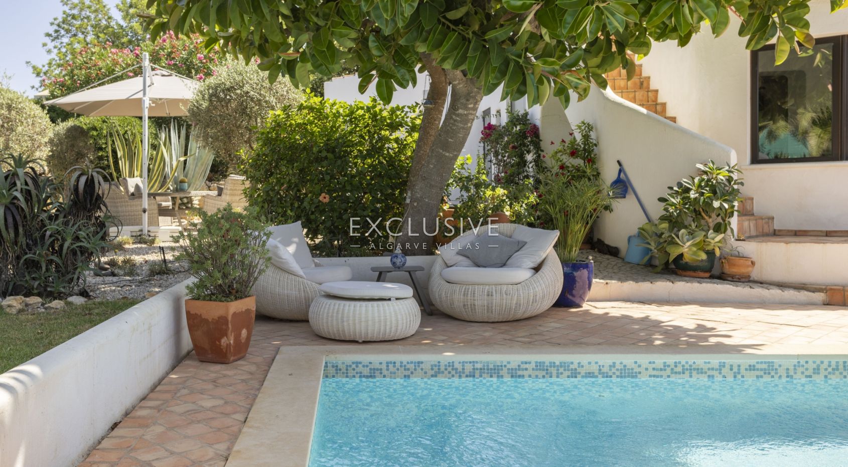 Ebenerdige Villa in Gehweite zu Carvoeiro mit Meerblick Algarve