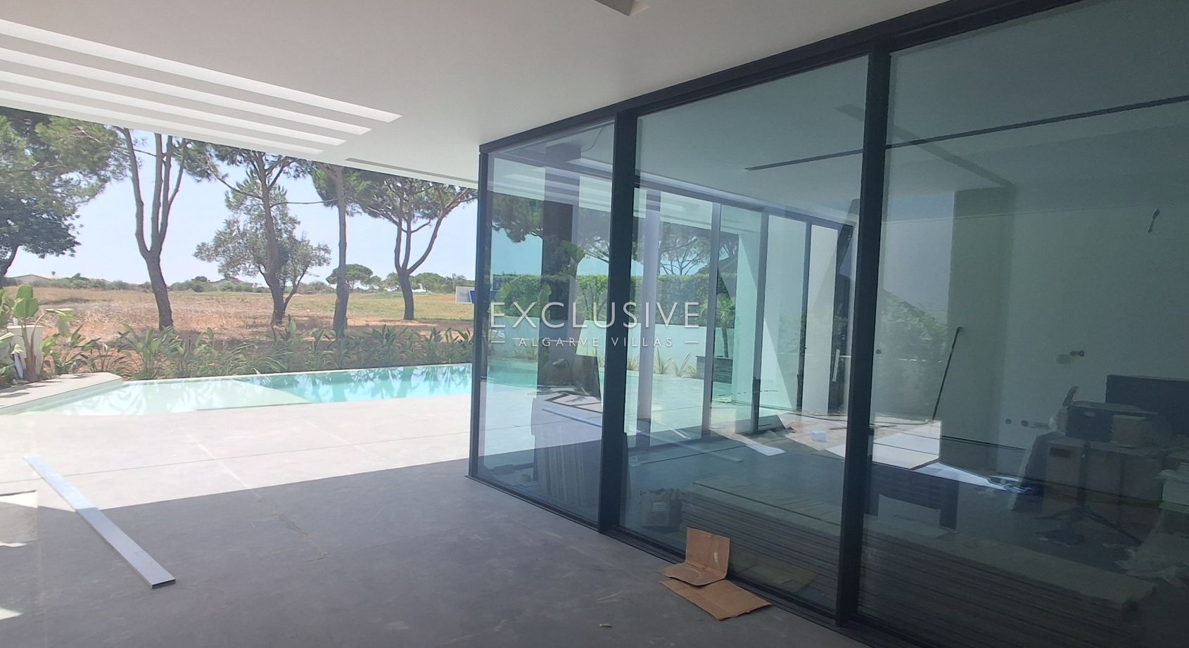 Luxe, moderne villa op een golfbaan in Vilamoura, Algarve