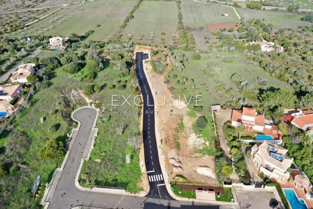 Building plot with approved architects project in Praia da Luz, Lagos, Algarve