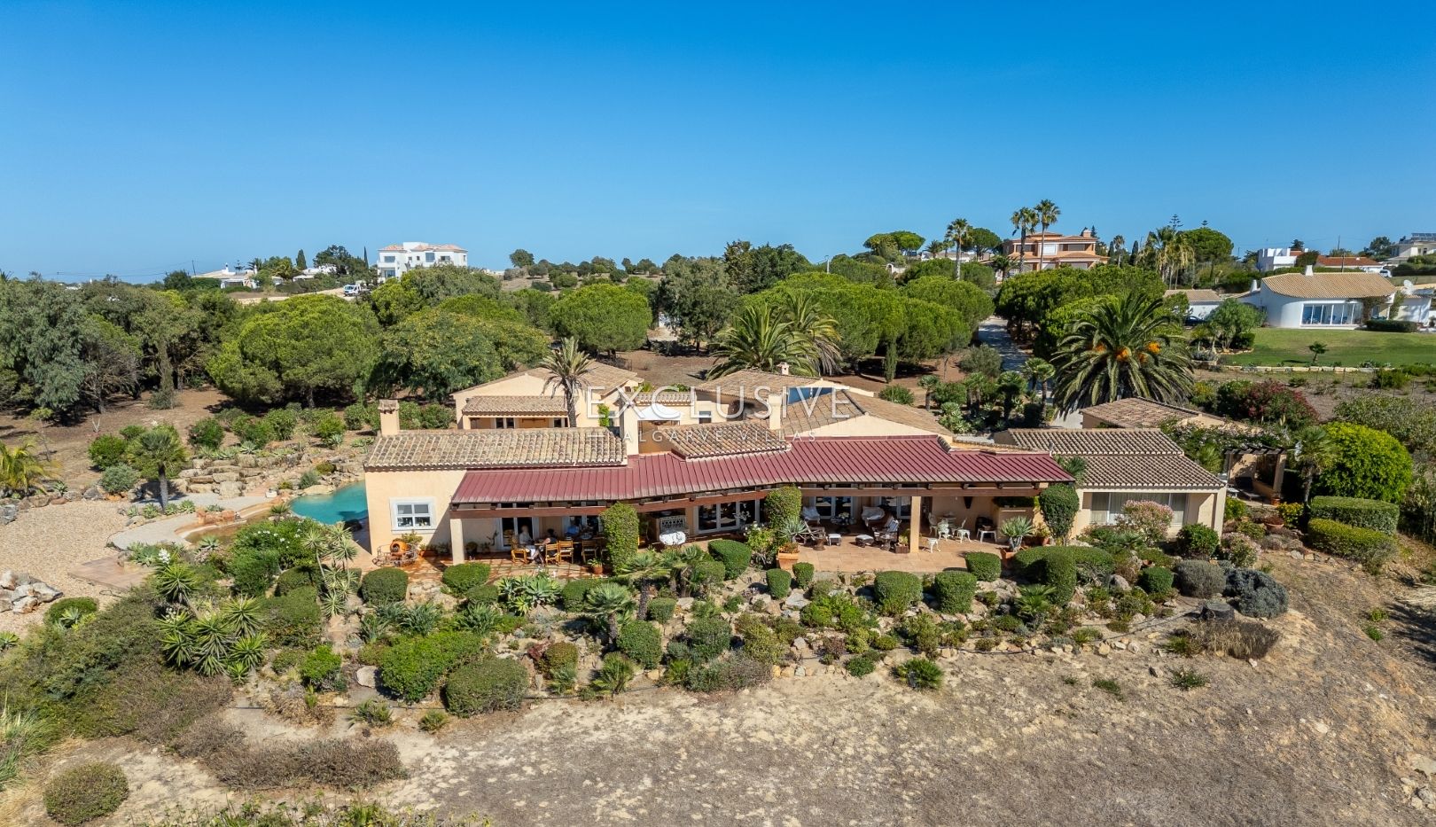 Breathtaking Oceanfront Villa Between Luz and Burgau, Algarve