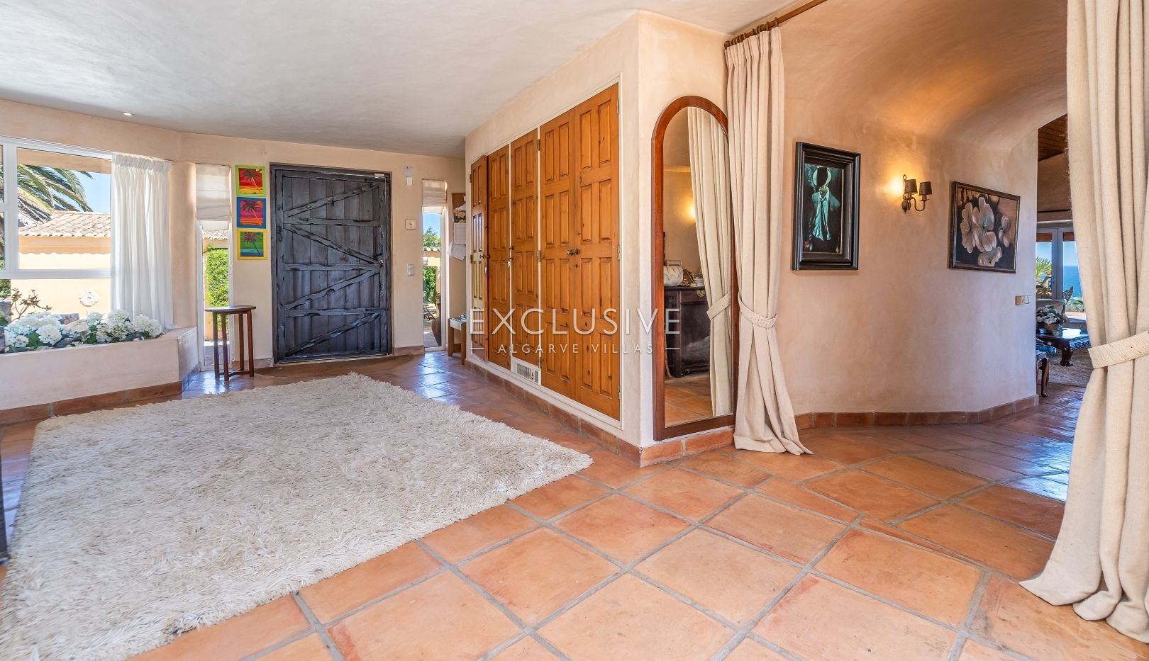 Breathtaking Oceanfront Villa Between Luz and Burgau, Algarve