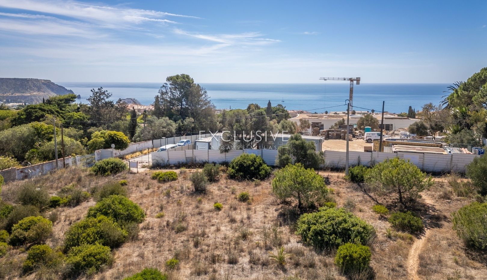 Plots with sea views and architects projects in Praia da Luz, Algarve