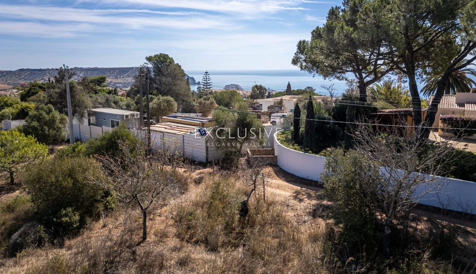 Plots with sea views and architects projects in Praia da Luz, Algarve