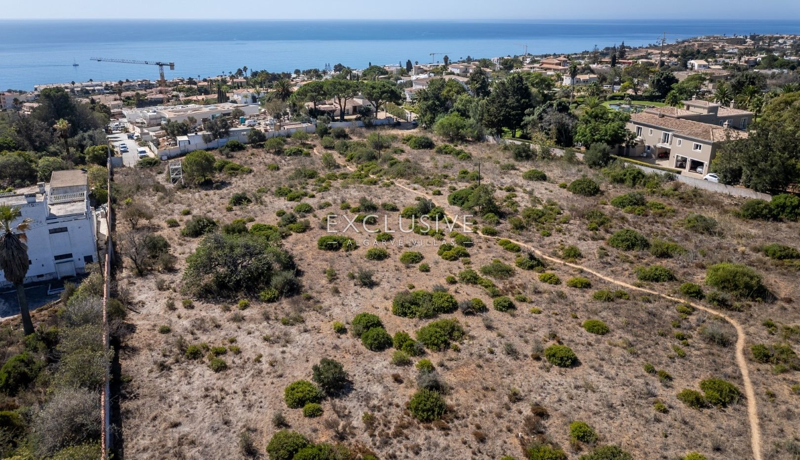 Plots with sea views and architects projects in Praia da Luz, Algarve