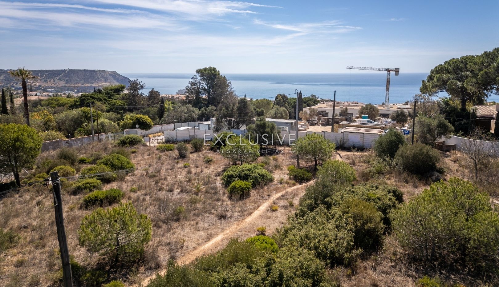 Plots with sea views and architects projects in Praia da Luz, Algarve