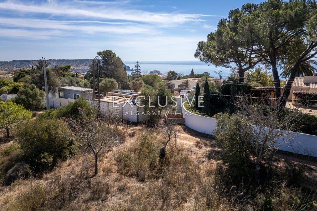Plots with sea views and architects projects in Praia da Luz, Algarve