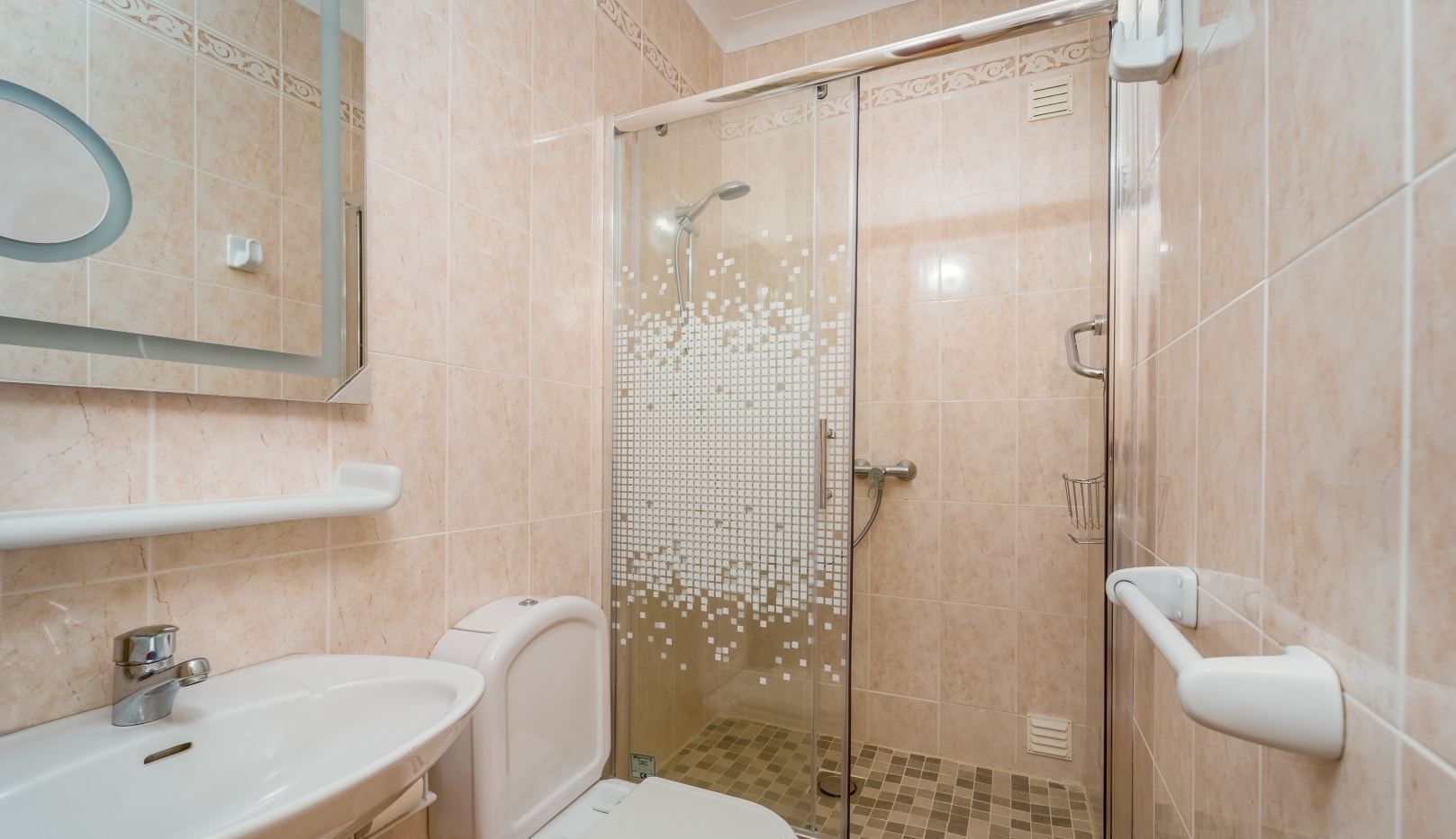 Buy 3 bedroom Apartment with sea views in Meia Praia, Lagos (Algarve)