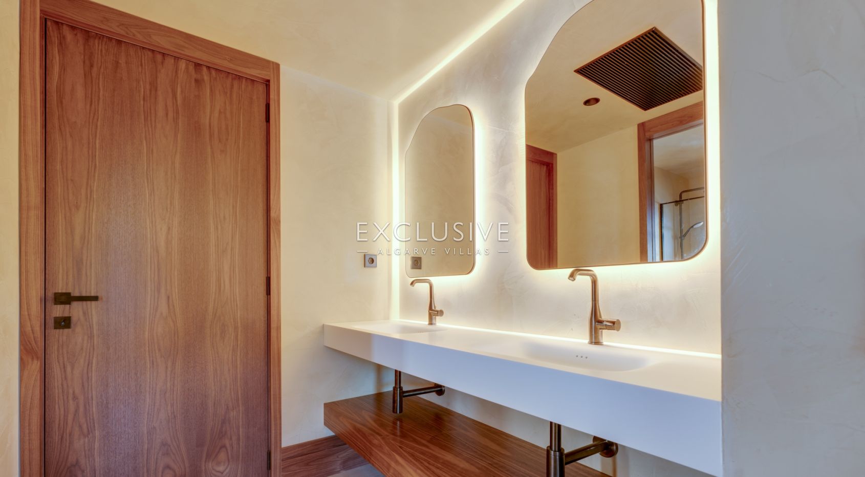 Albufeira Beachfront Luxury Villa, Algarve