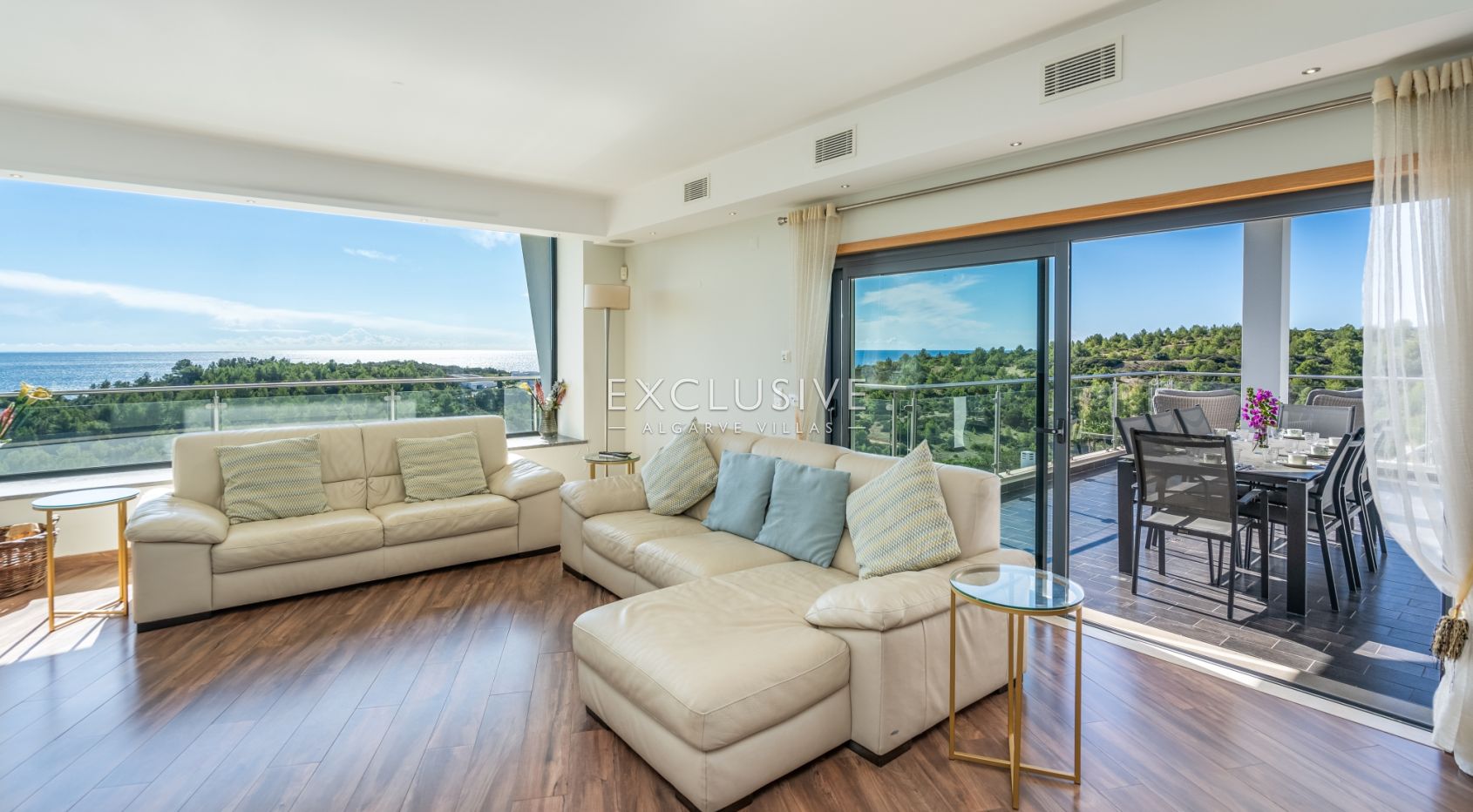 3+2 bedroom Modern villa with stunning sea views near Burgau, Algarve