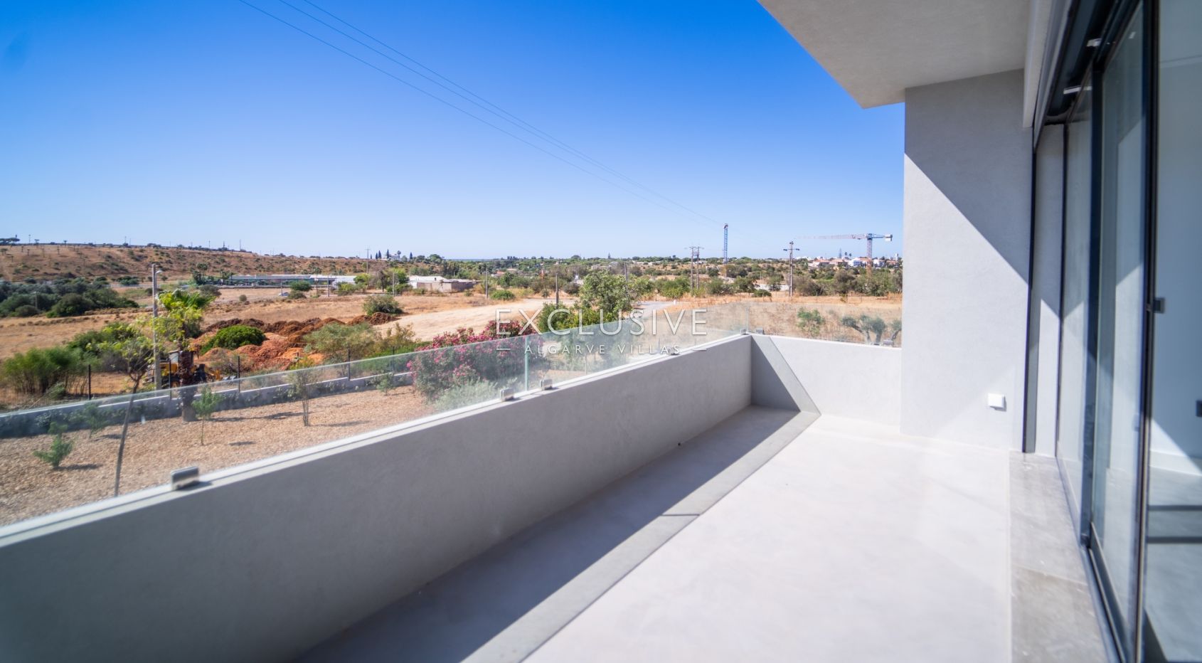 villa moderne de 7 chambres près de la plage de Quarteira, Algarve