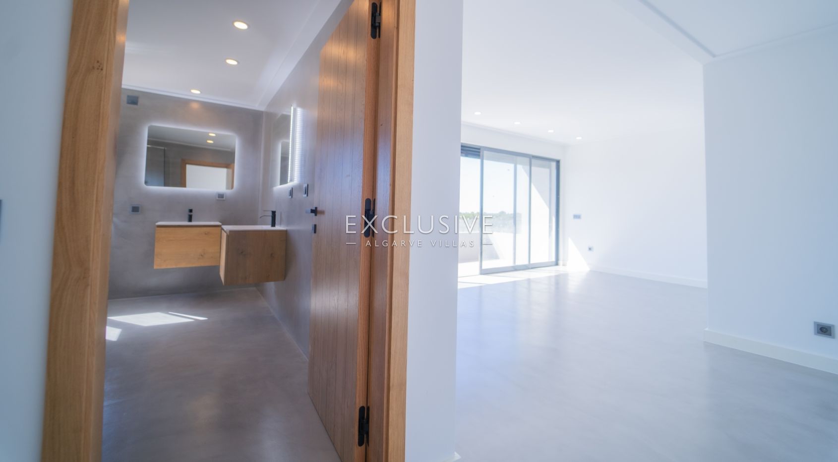 villa moderne de 7 chambres près de la plage de Quarteira, Algarve