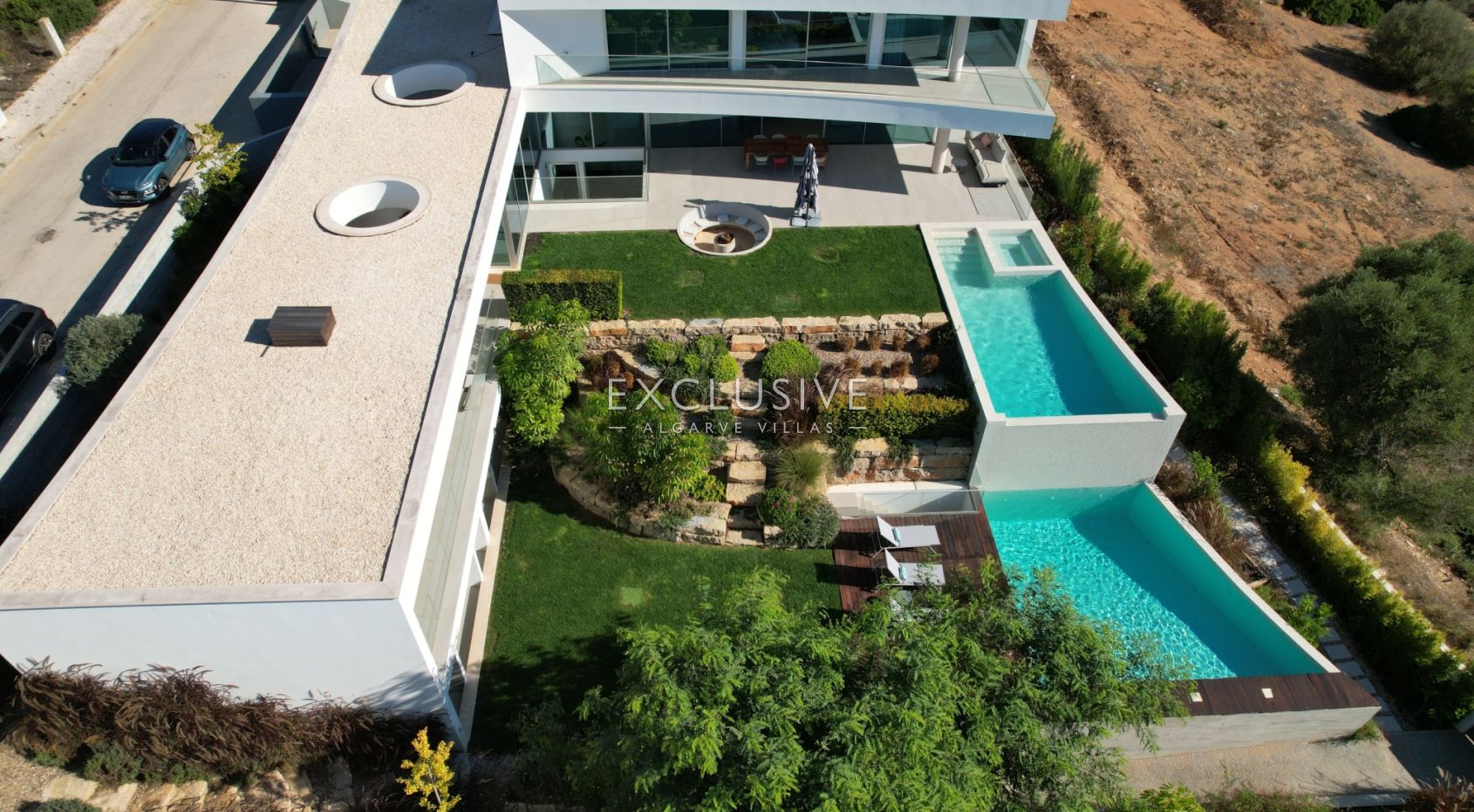 Contemporary villa with sea views in Porto de Mós, Lagos (Algarve)