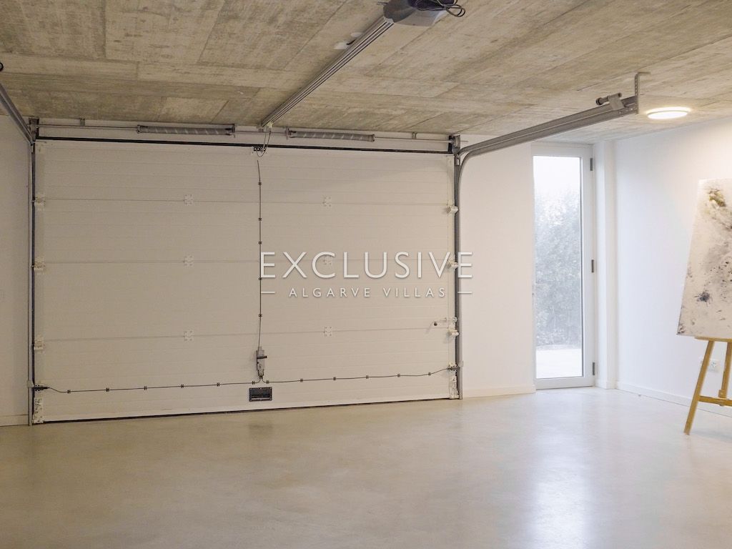 Contemporary villa with sea views in Porto de Mós, Lagos (Algarve)