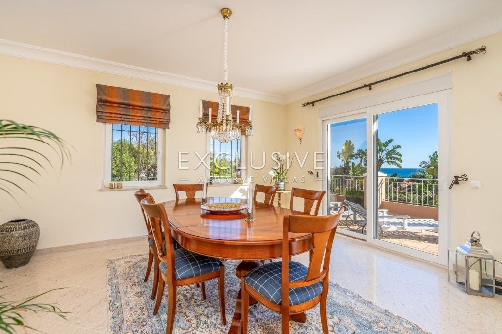 Luxurious Coastal Villa with Stunning Sea Views in Reserva da Luz, Lagos