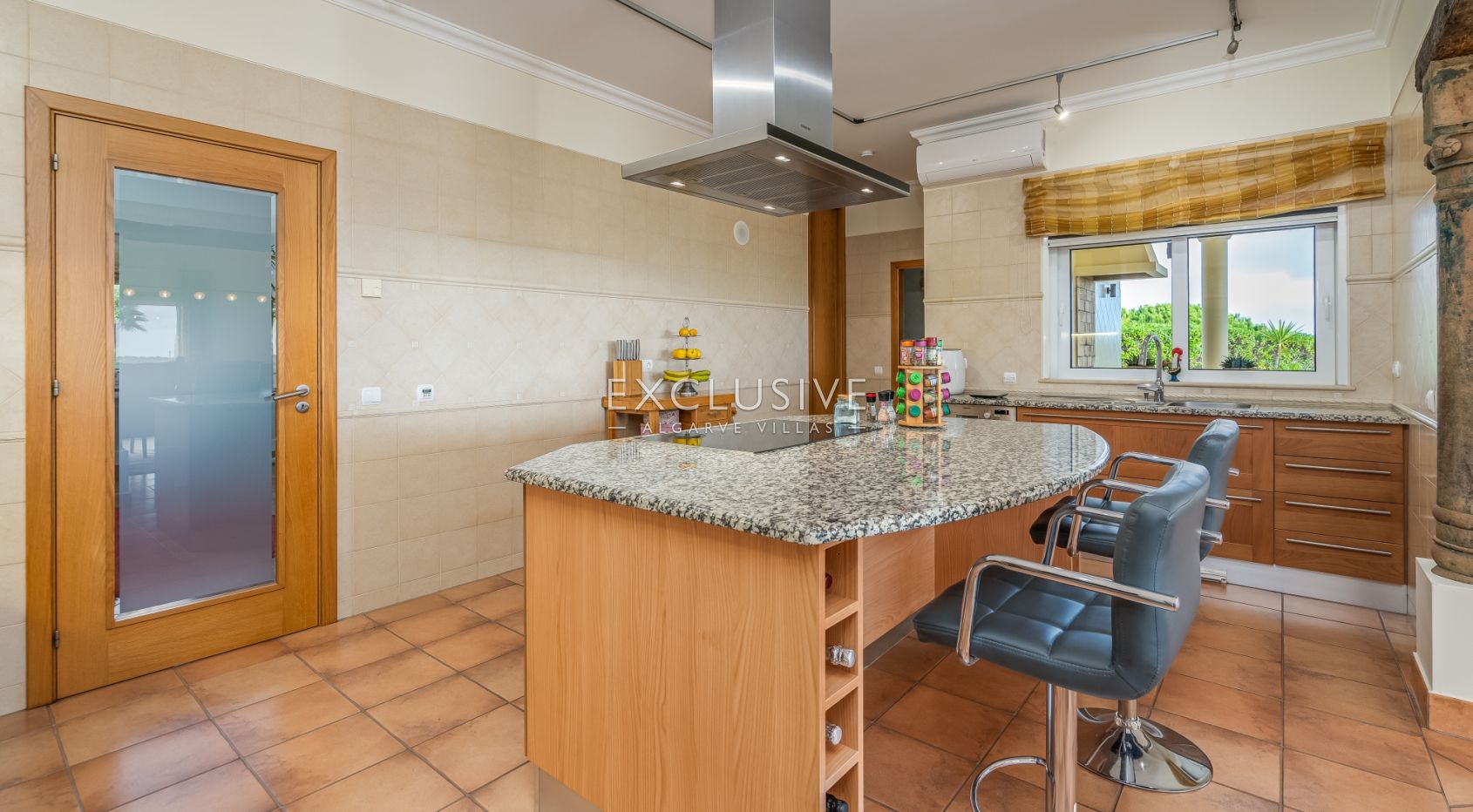 villa de 3 + 2 chambres avec vue imprenable à Lagos, Algarve