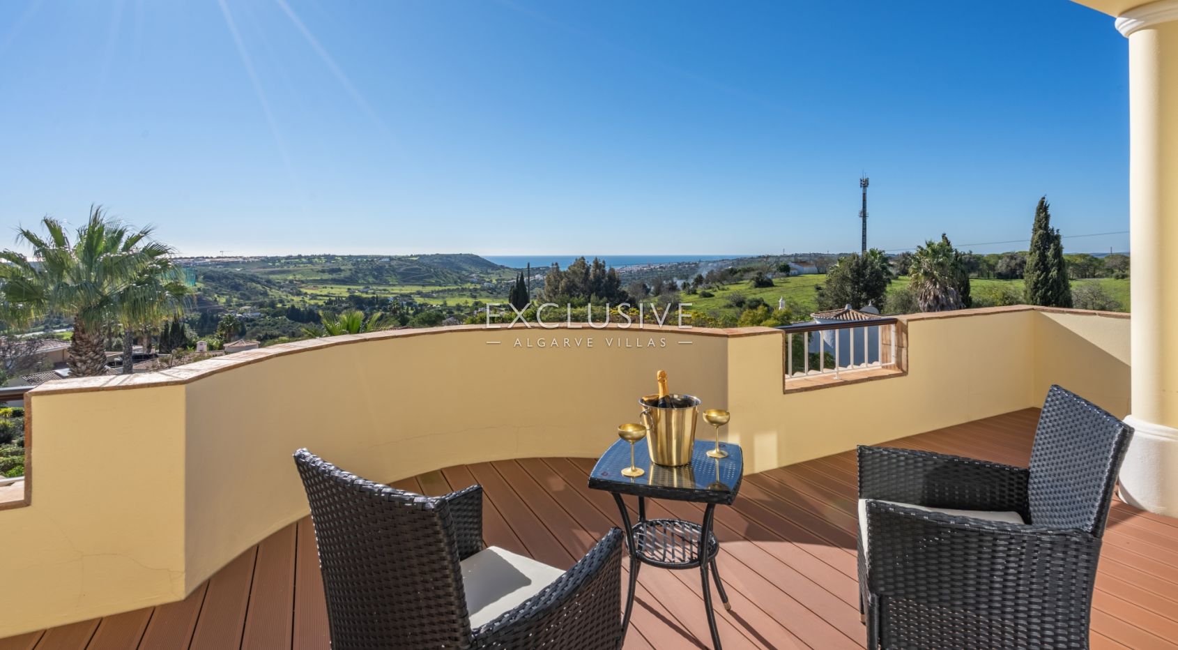 villa de 3 + 2 chambres avec vue imprenable à Lagos, Algarve