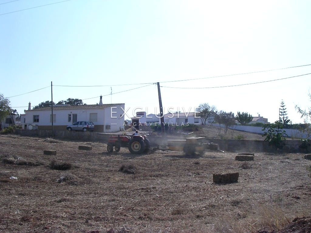 Development plot in Bensafrim, Lagos to make small urbanization in West Algarve