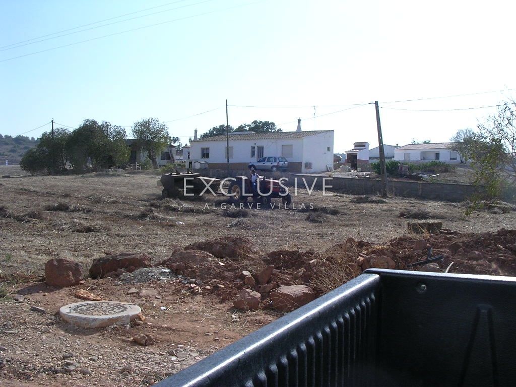 Development plot in Bensafrim, Lagos to make small urbanization in West Algarve