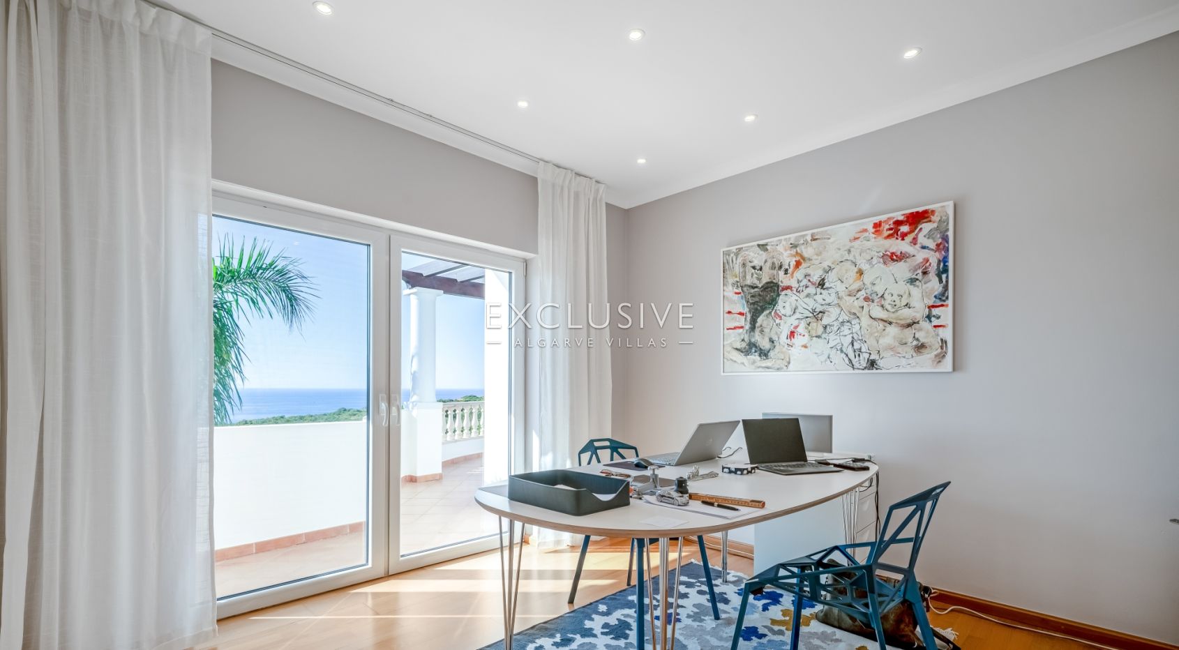 villa de 4+3 chambres avec vue sur la mer et les falaises Carvoeiro, Algarve