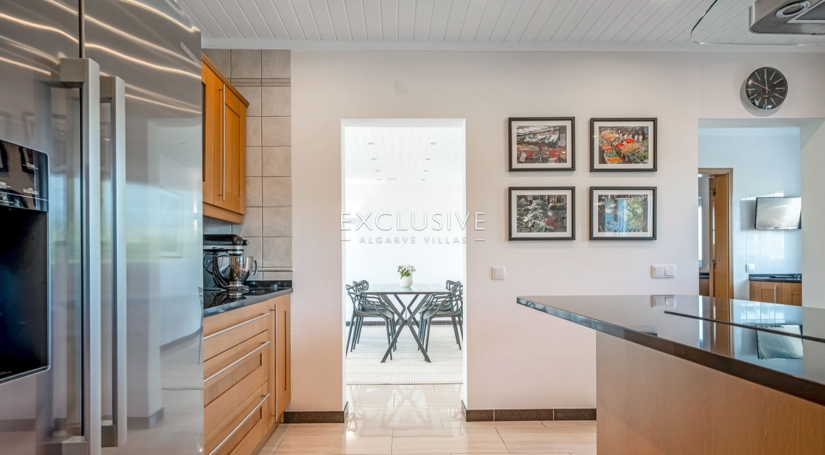 villa de 4+3 chambres avec vue sur la mer et les falaises Carvoeiro, Algarve