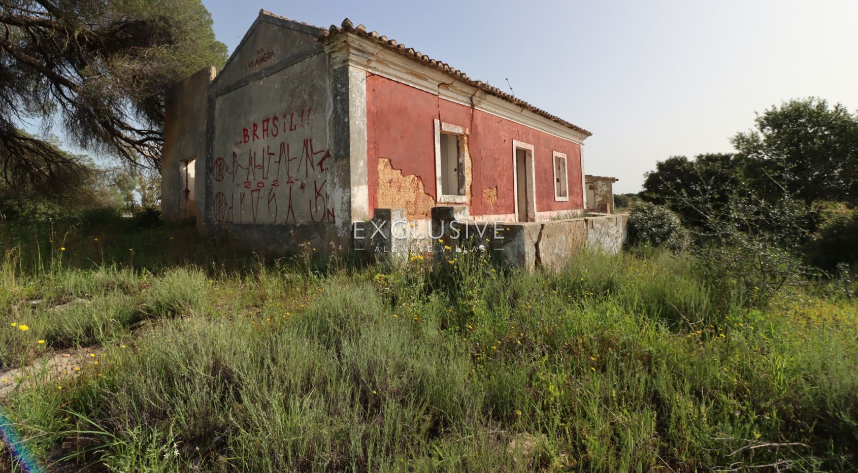 Groot bouwperceel met goedgekeurd project, Lagoa, Algarve