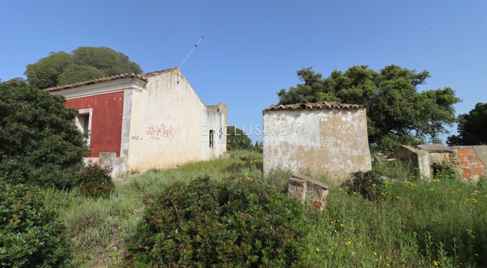 Groot bouwperceel met goedgekeurd project, Lagoa, Algarve