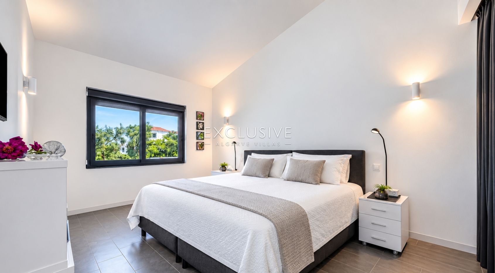 Design-Villa in Caramujeira mit Panoramablick auf die Küste