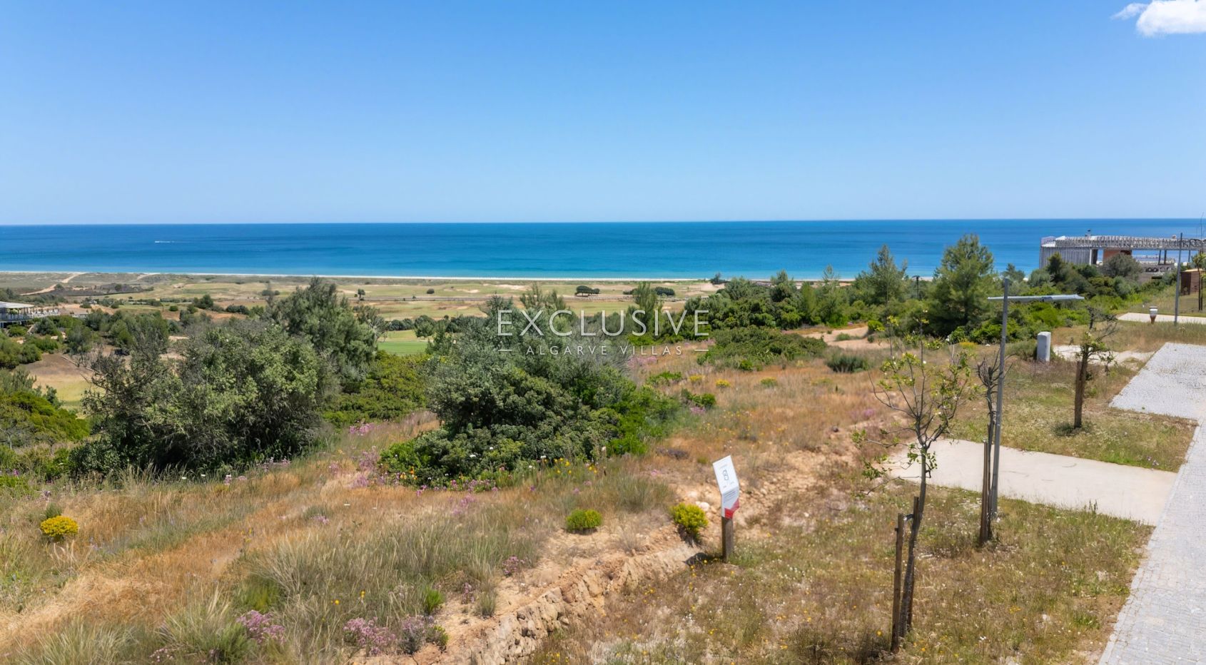 Exceptional Sea & Golf View plot on Palmares Golf Resort, Algarve