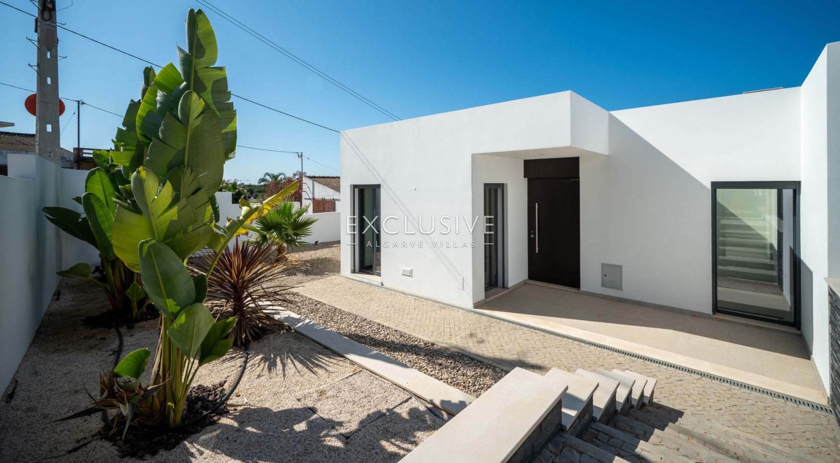 Eigentijdse villa in luxe condominium in Almancil, Algarve
