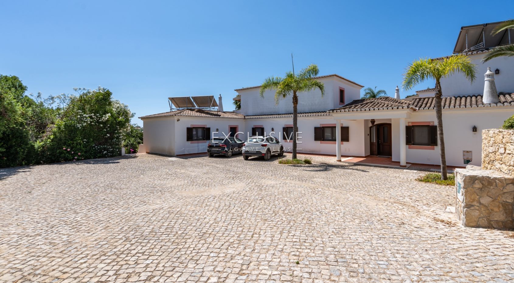 Fantástica moradia V7 com piscina e campo de ténis Carvoeiro, Algarve