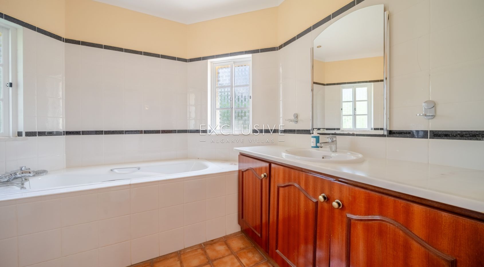 Villa exclusive de 3+1 chambres avec piscine privée, Carvoeiro, Algarve