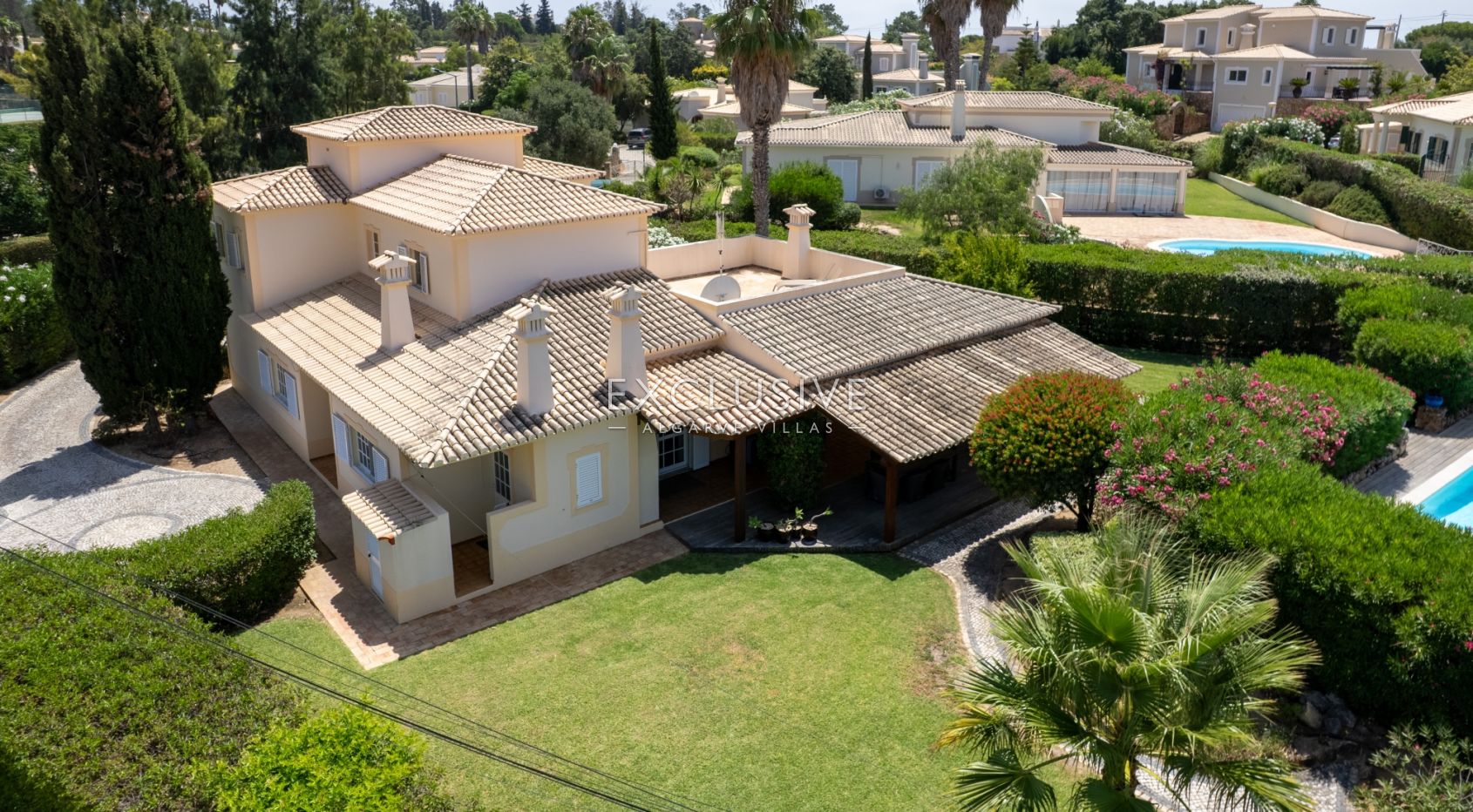Villa exclusive de 3+1 chambres avec piscine privée, Carvoeiro, Algarve